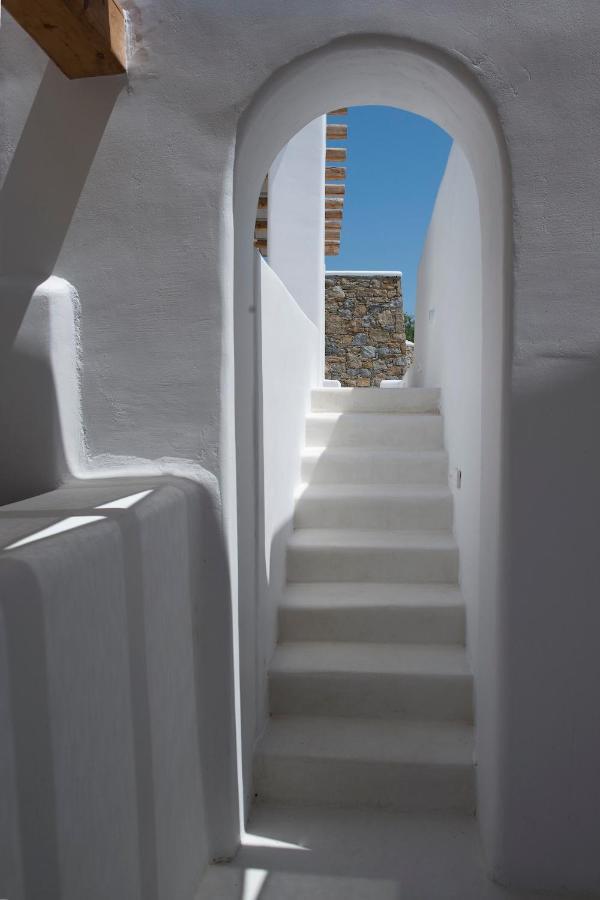 Diles Villas & Suites Mykonos Tourlos Extérieur photo