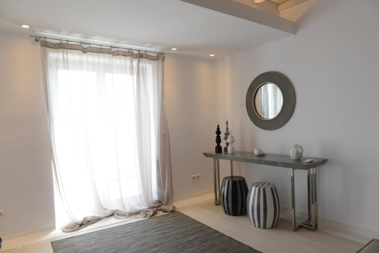 Diles Villas & Suites Mykonos Tourlos Extérieur photo